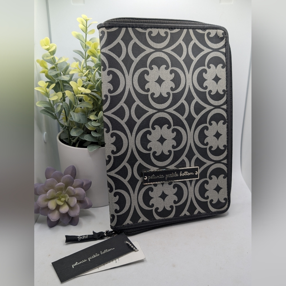 NWT Petunia Pickle Bottom Beginnings Baby Book & Organizer - Casbah Nights
